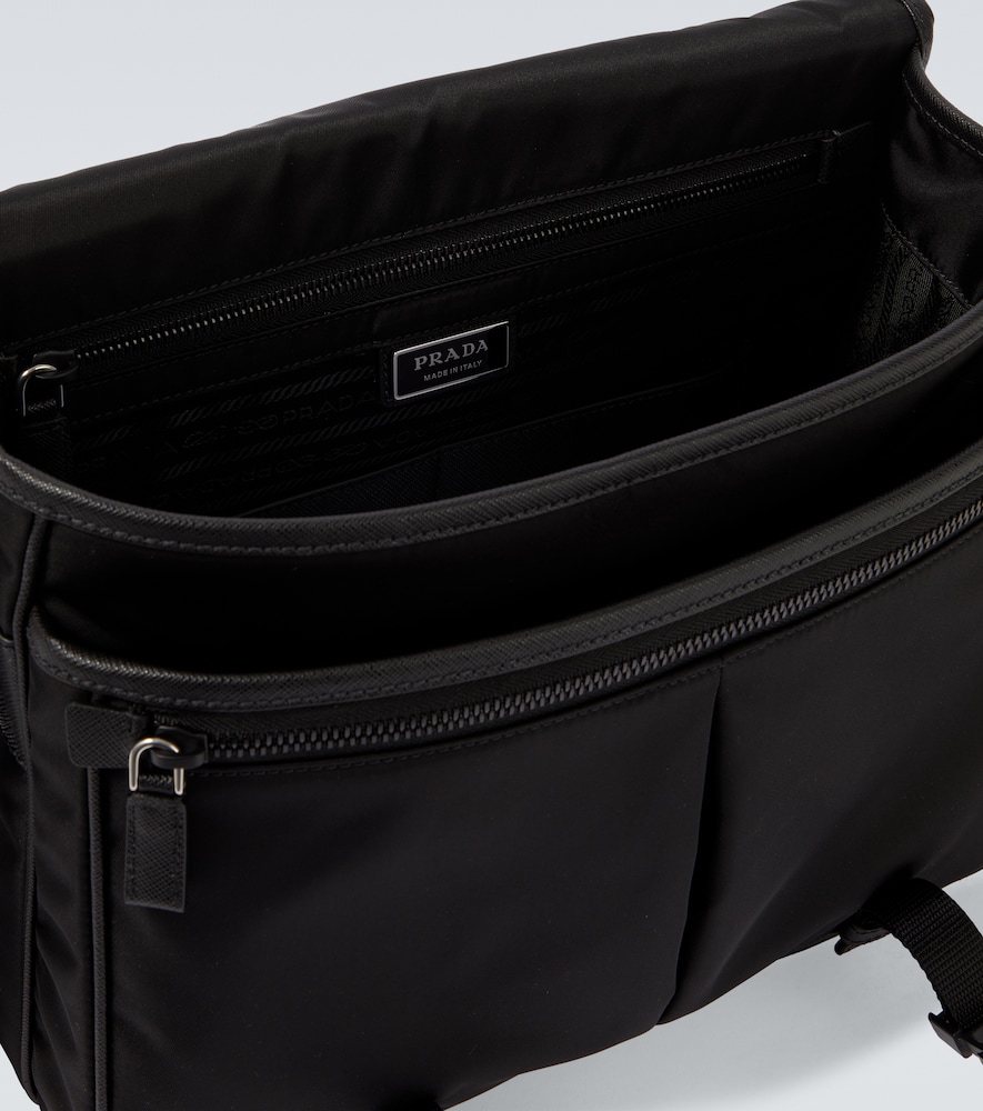  Prada Prada Messenger Bag Aus Re-nylon Mit Leder 