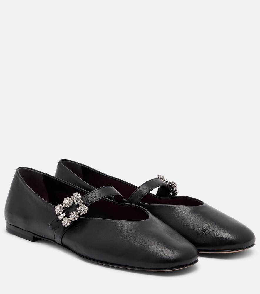 Roger Vivier Roundy Toe embellished leather ballet flats