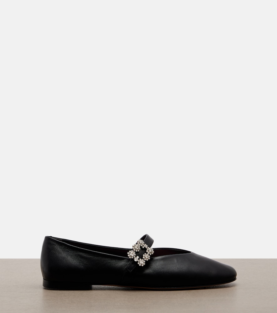  Roger Vivier Roger Vivier Roundy Toe Embellished Leather Ballet Flats 