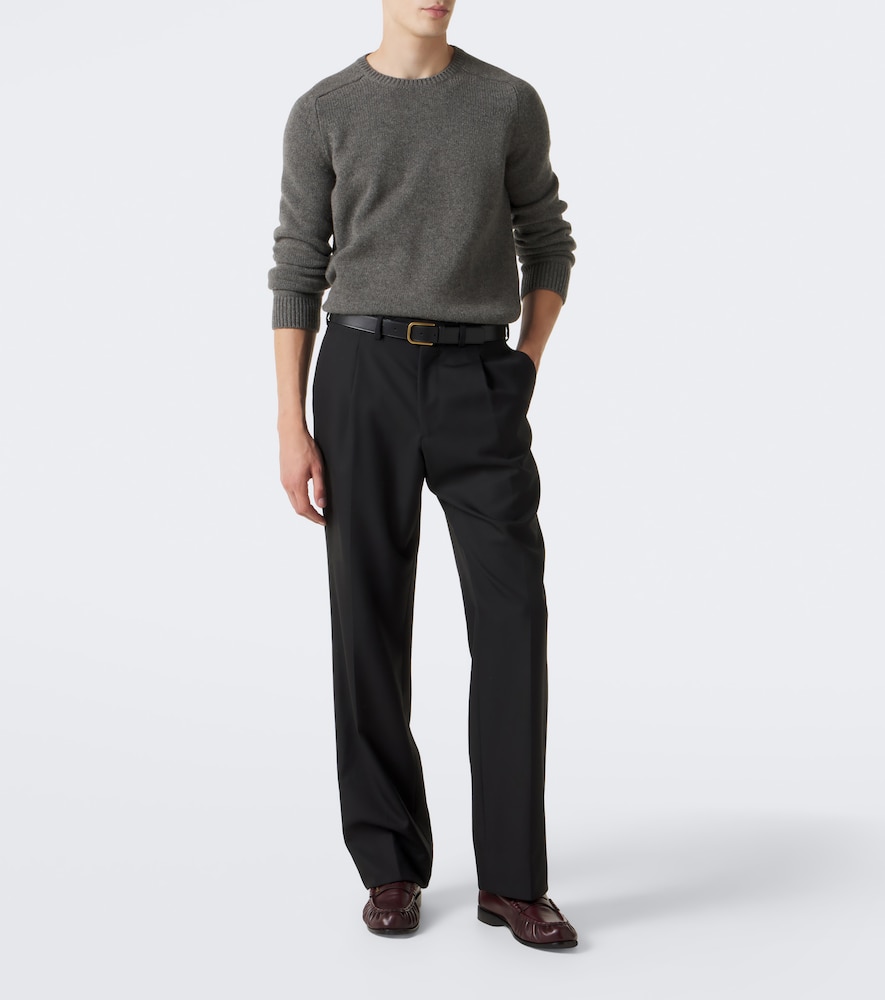 Cashmere And Sweater