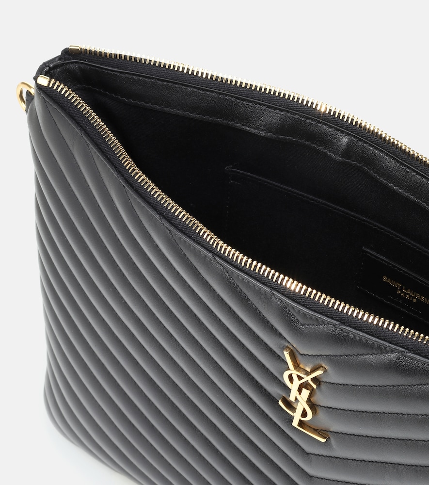  Saint Laurent Saint Laurent Clutch Cassandre Aus Matelassé-leder 