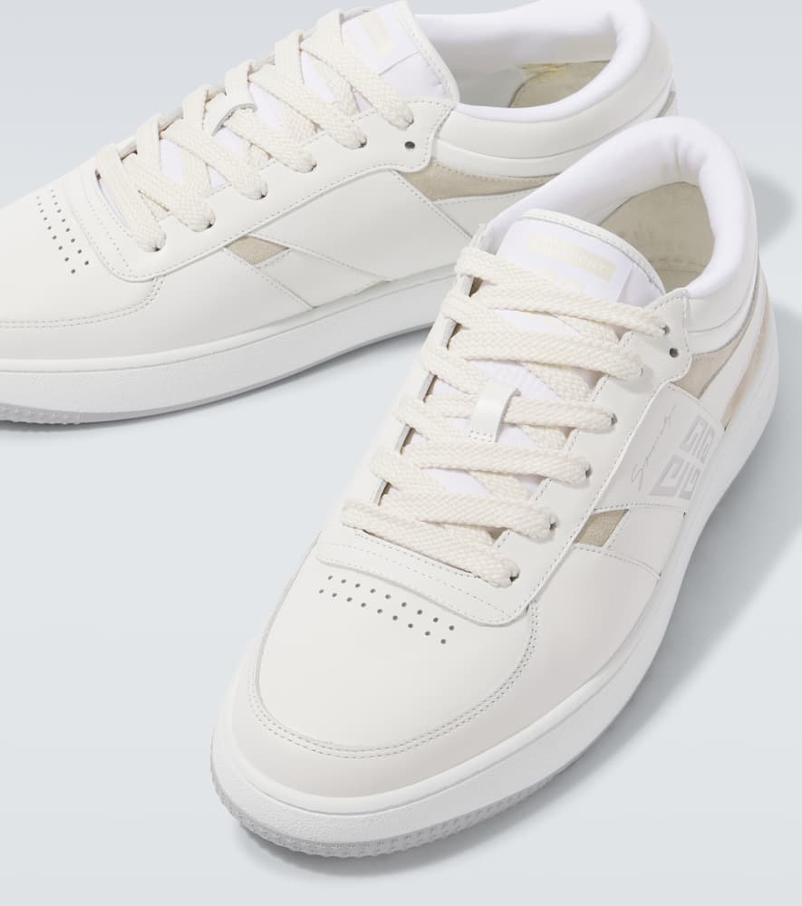 Givenchy G Move White Low Top Sneakers With Logo Detail On The Side In Leather Man In White