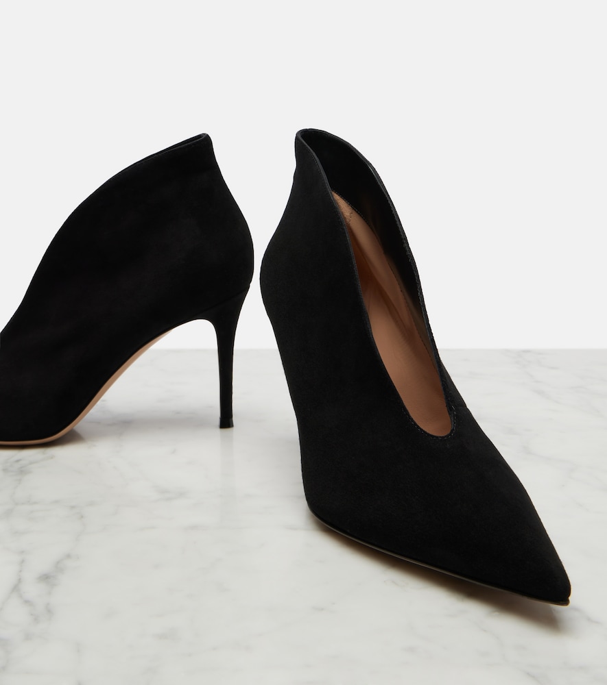  Gianvito Rossi Gianvito Rossi Pumps Vania Aus Veloursleder 