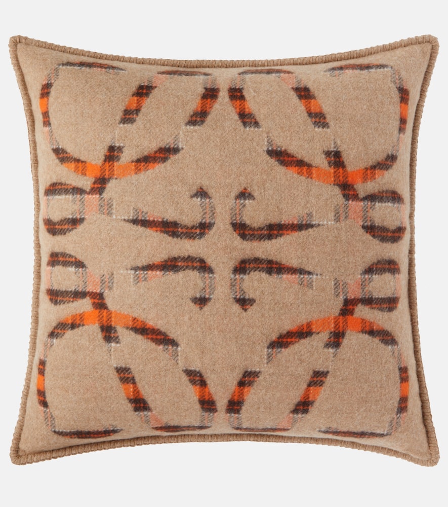 Loewe Anagram Wool And Cashmere Cushion In Brown