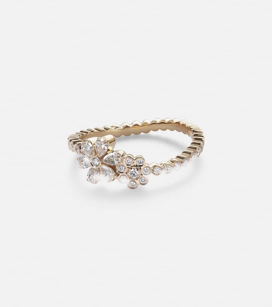 Sophie Bille Brahe Cosmos Fleur 18kt Gold Ring With Diamonds In Gold