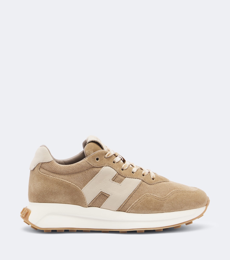 H641 Sneakers