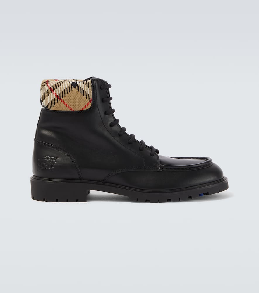 Burberry Leather Ankle Boots Round Toe In Black