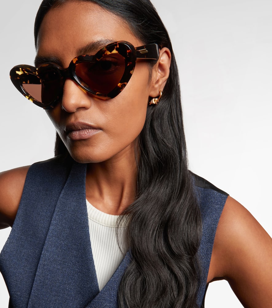 Bottega Veneta New Entry Heart-shaped Sunglasses In Brown