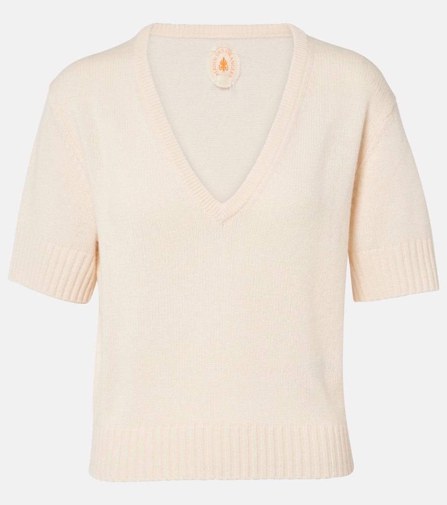 Cashmere sweater