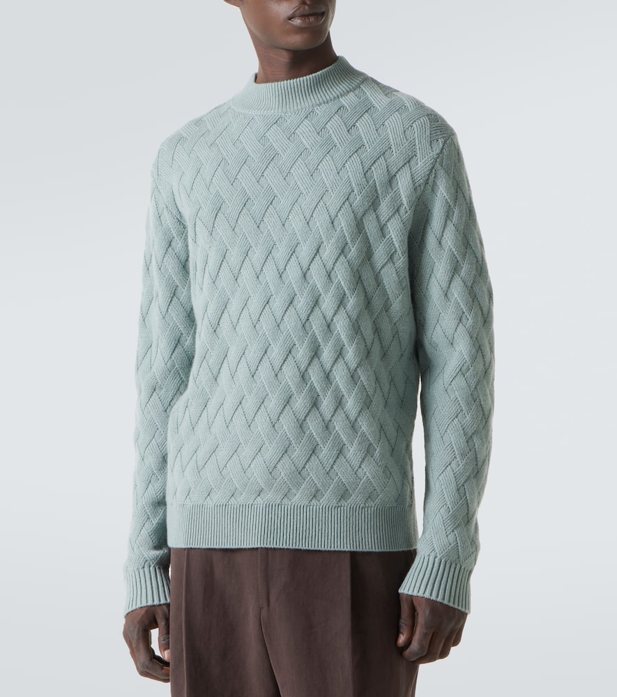 Allude Wool And Cashmere Sweater In Green