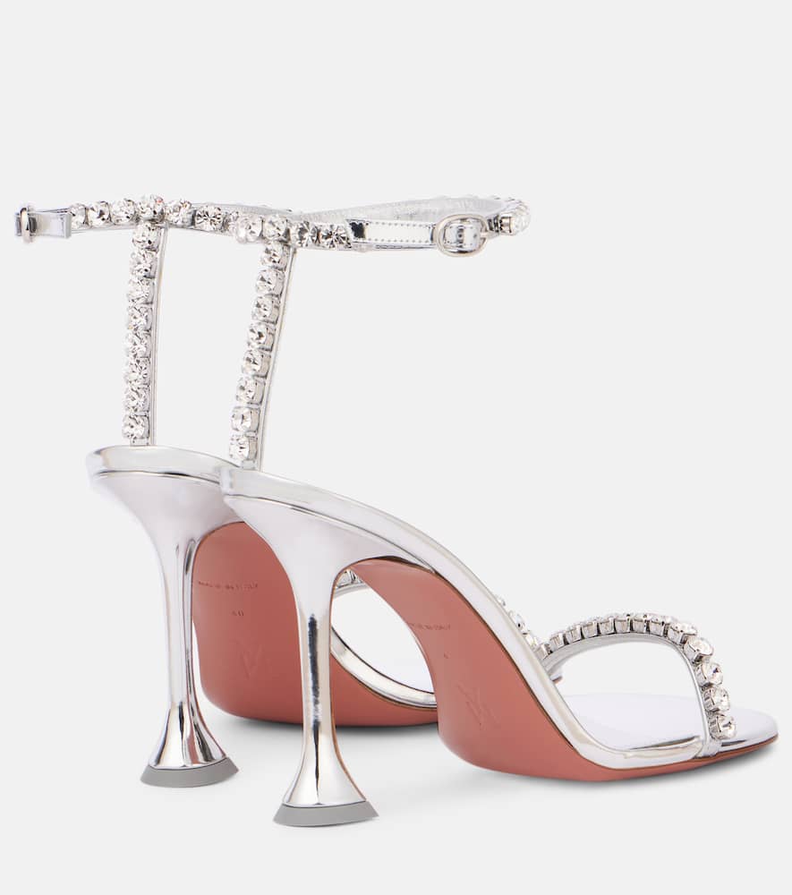 Amina Muaddi Sandalen Gigi 95 Aus Metallic-leder Mit Kristallen In Silber