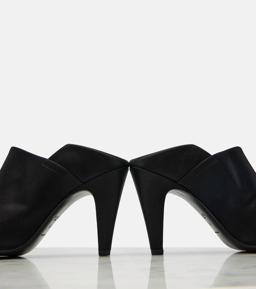  Alaia Alaïa Mules Cone Aus Satin 