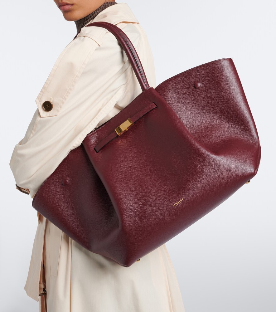 New York Medium Tote Bag