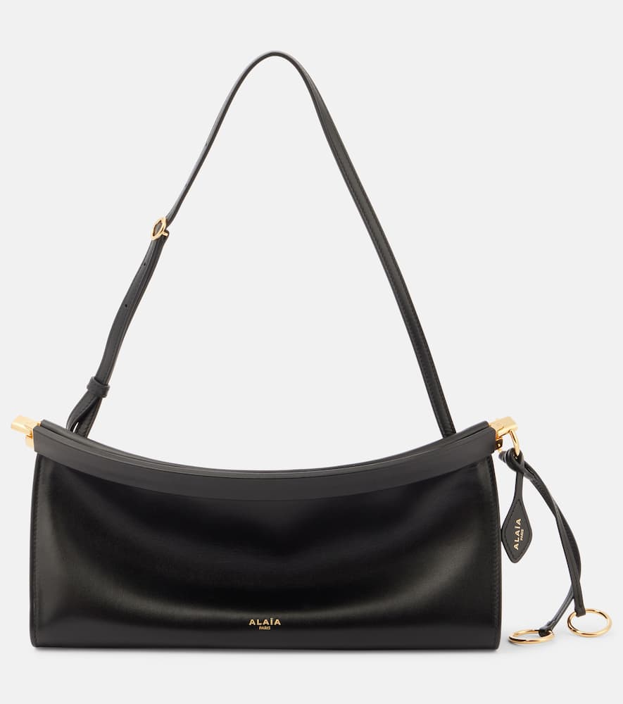 Alaïa Curve Medium Leather Shoulder Bag In Black