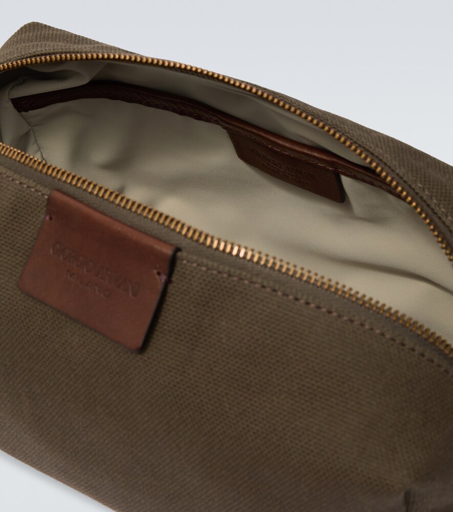  Giorgio Armani Giorgio Armani Kosmetiketui Aus Canvas Mit Leder 