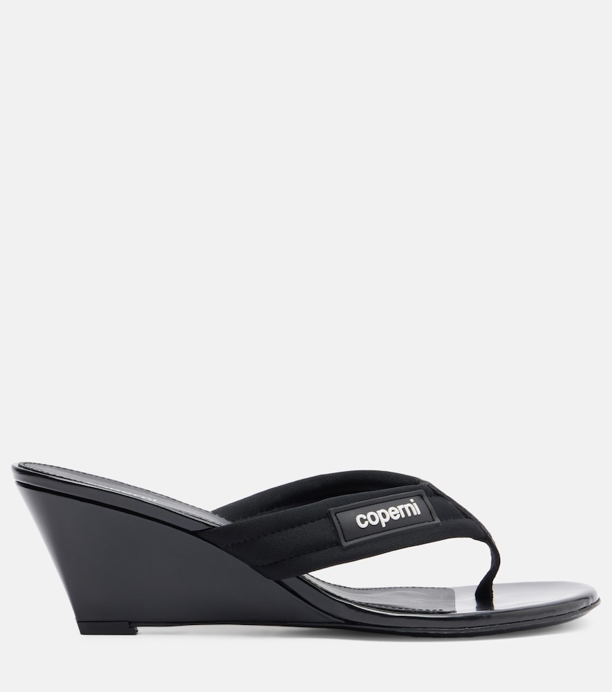 Logo Wedge