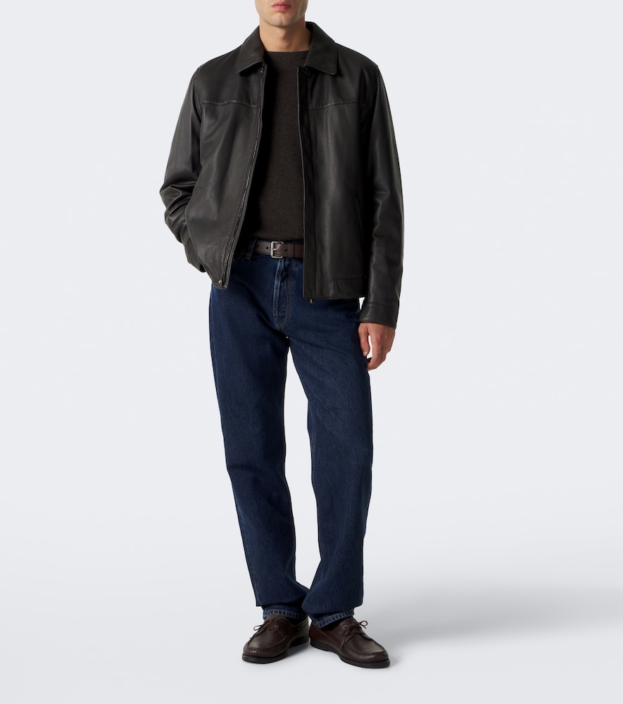 Easy Fit Straight Jeans