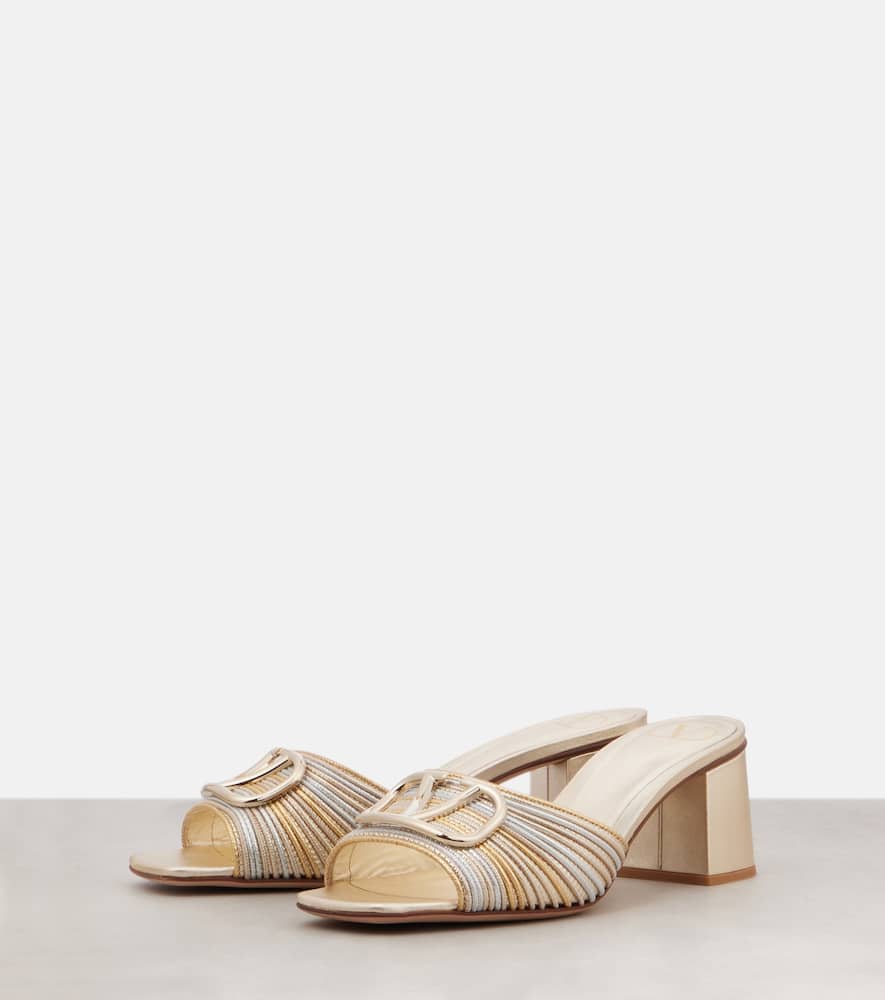 Valentino Sandalo Slide Vlogo Signature Gold In Silver