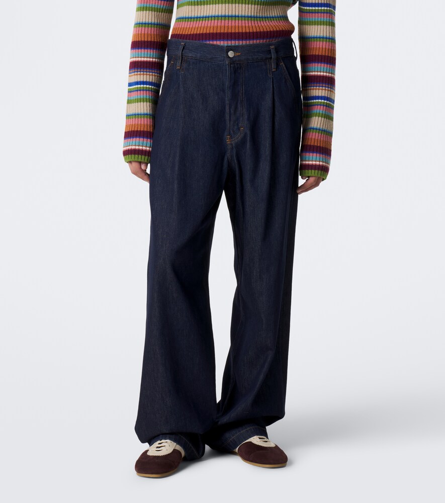 Wide-Leg Jeans