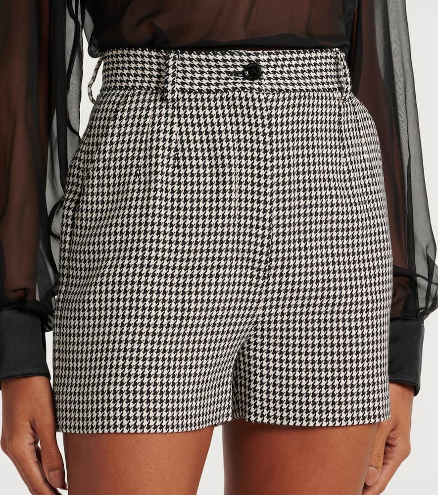Dolce & Gabbana Tartan Check Shorts In Schwarz