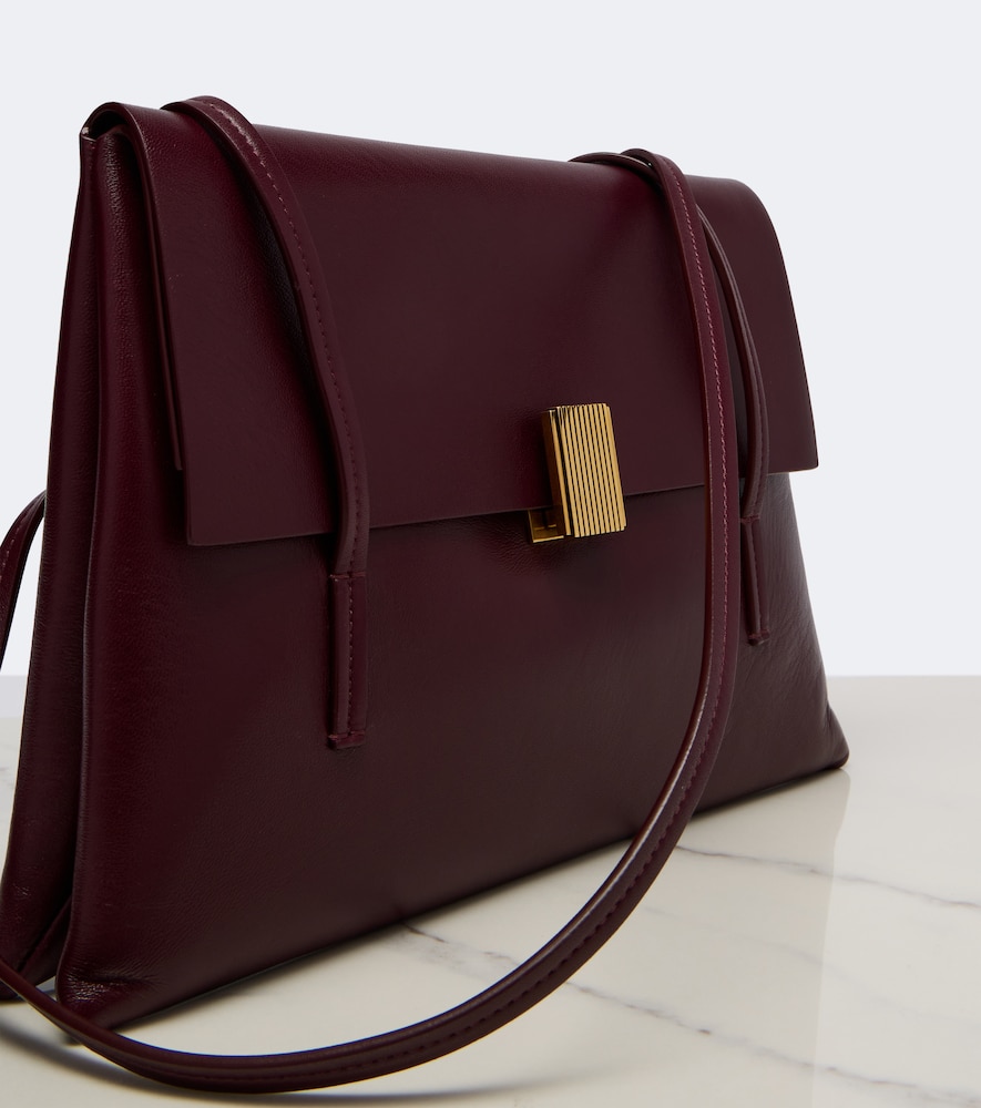 Soft Blake Medium Shoulder Bag
