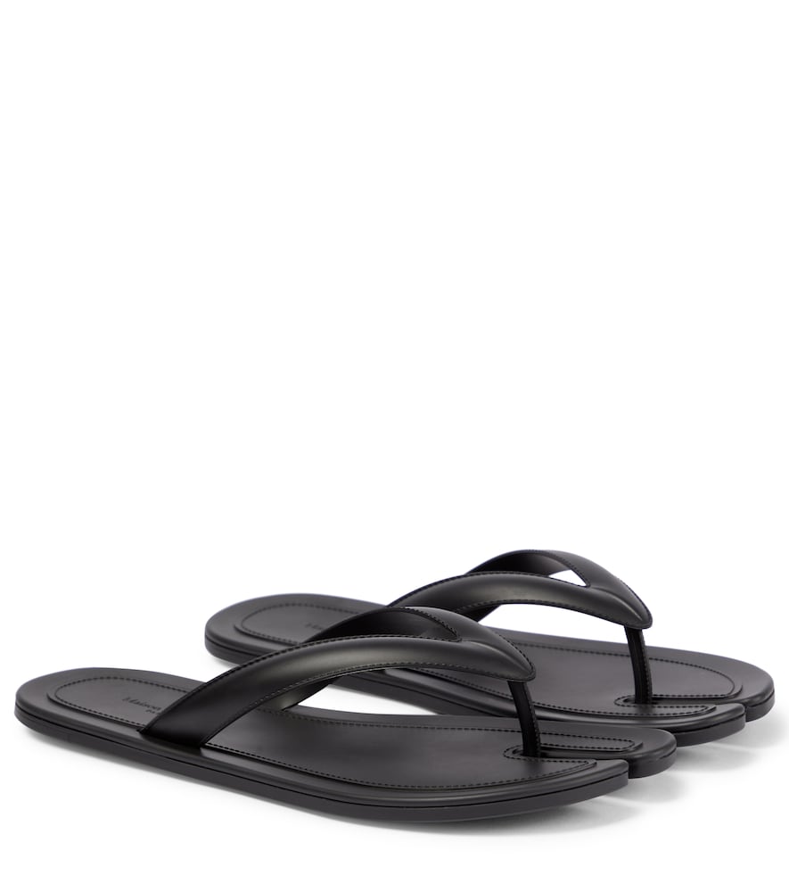 Maison Margiela Tabi Faux Leather Thong Sandals In Black | ModeSens