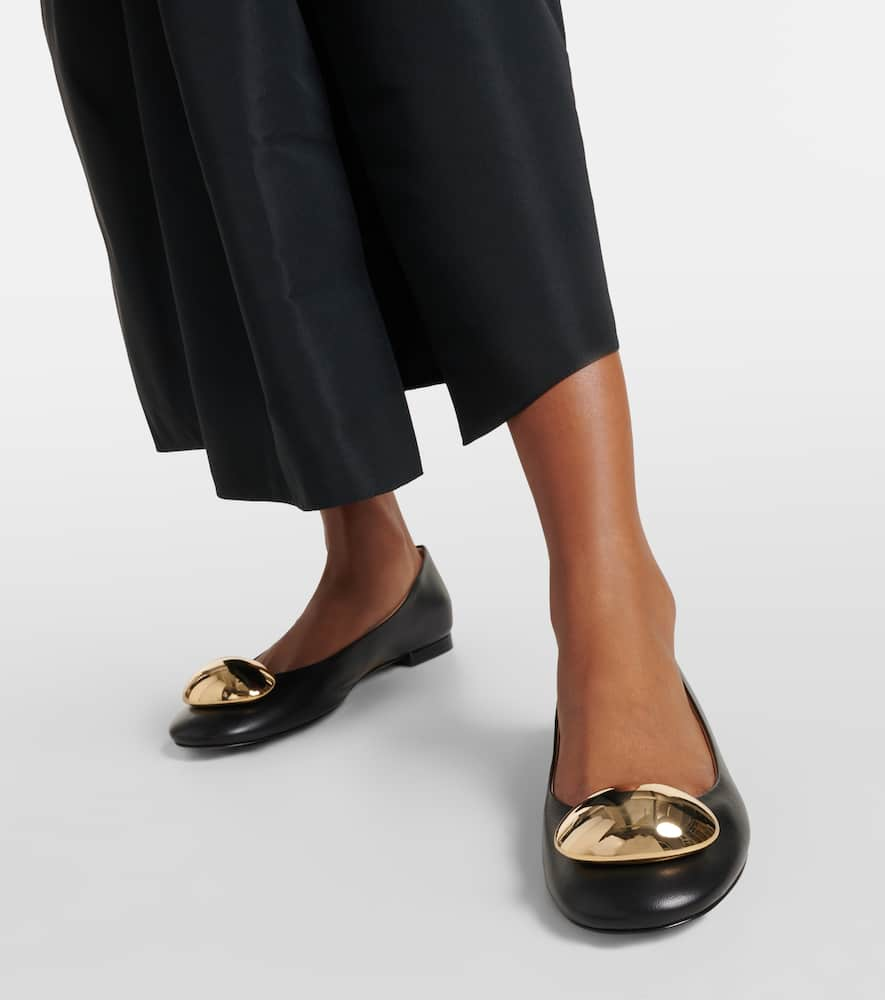 Shop Gianvito Rossi Sphera Leather Ballet Flats In Black