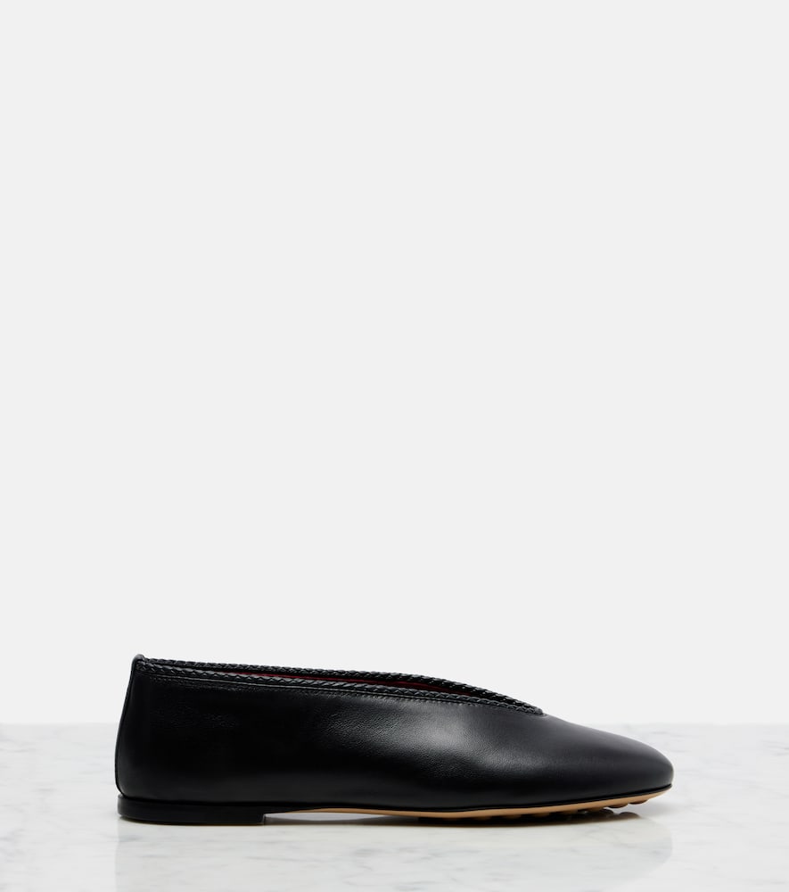 Bottega Veneta Rosa Intrecciato-trimmed Leather Ballet Flats In Black