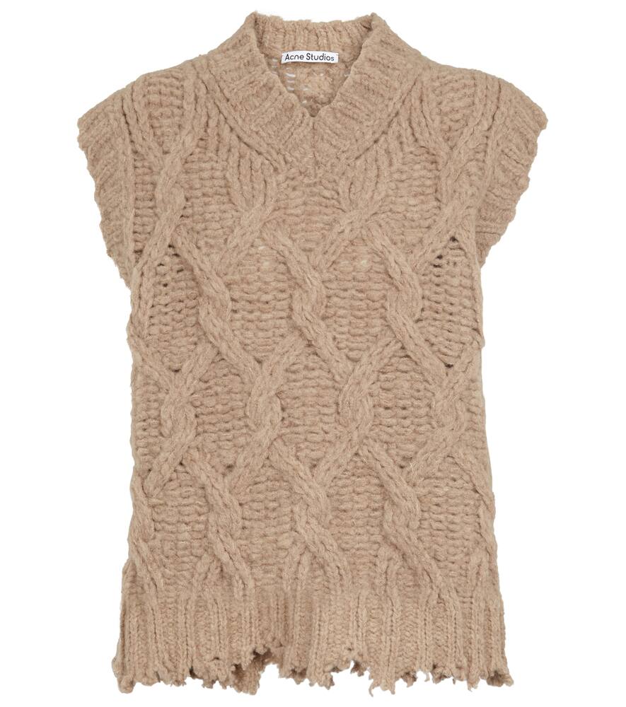 Exclusive to Mythere...