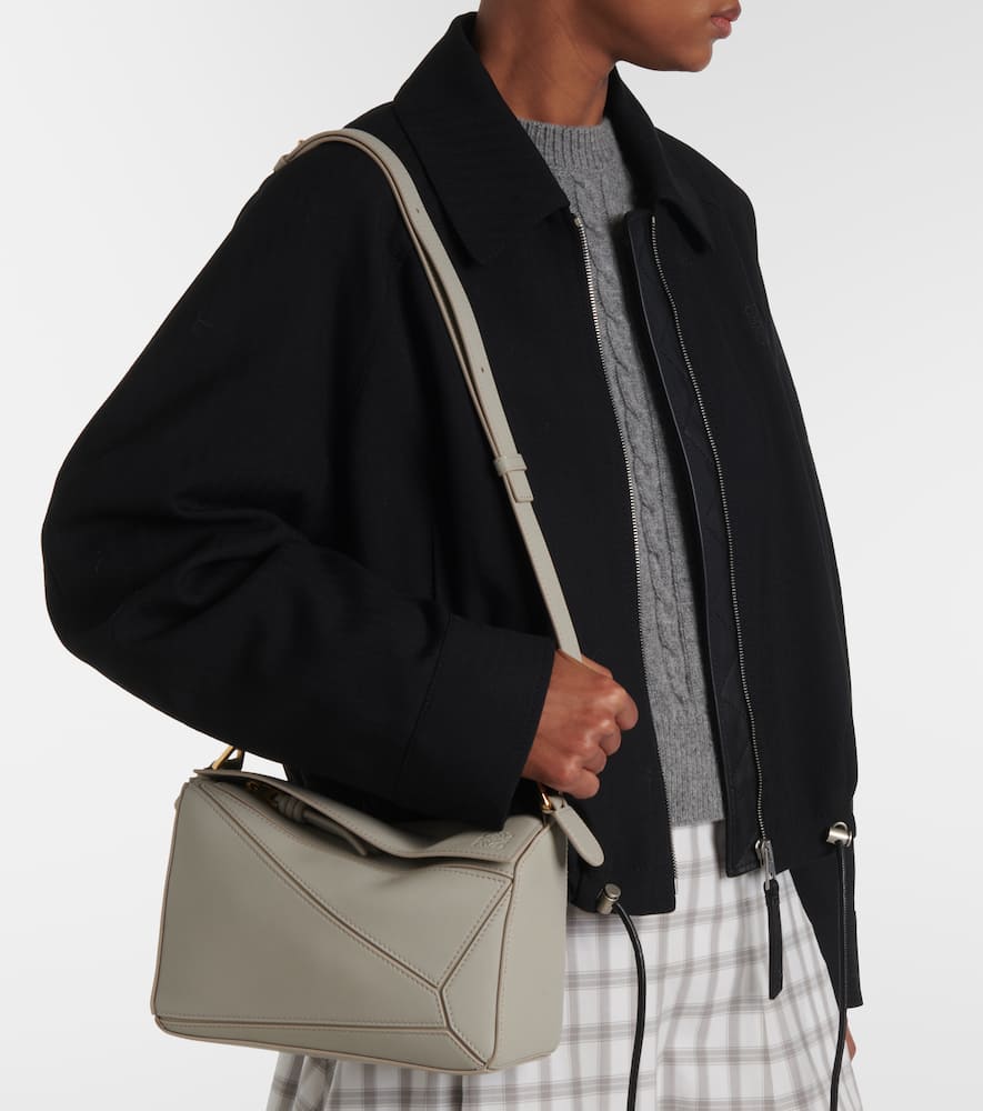 Loewe Puzzle Small Leather Shoulder Bag In Shell Grey