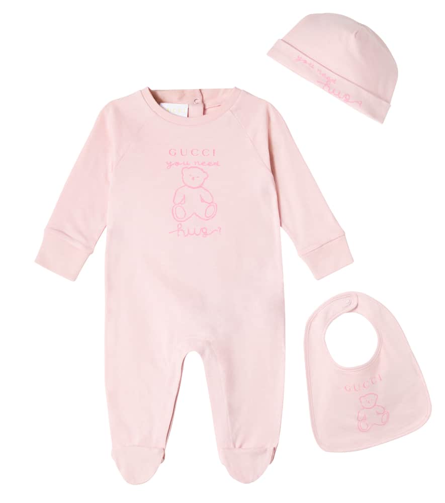 Gucci Baby Cotton Jersey Onesie, Bib, And Beanie Set In Pink