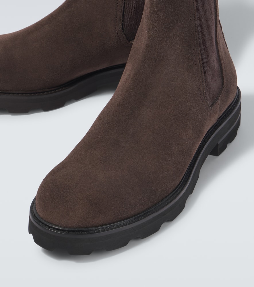 Brioni Suede Chelsea Boots In Brown