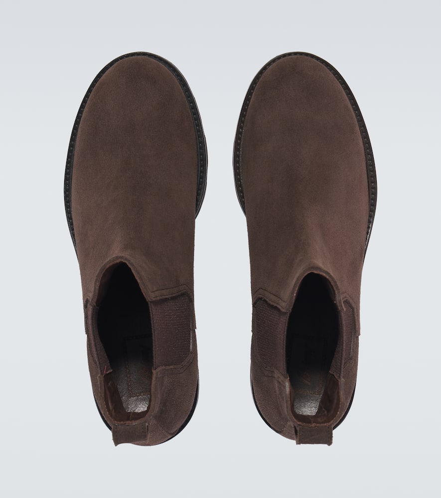 Brioni Suede Chelsea Boots In Brown