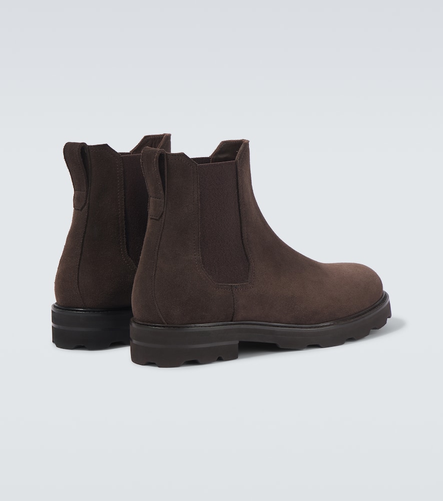 Brioni Suede Chelsea Boots In Brown