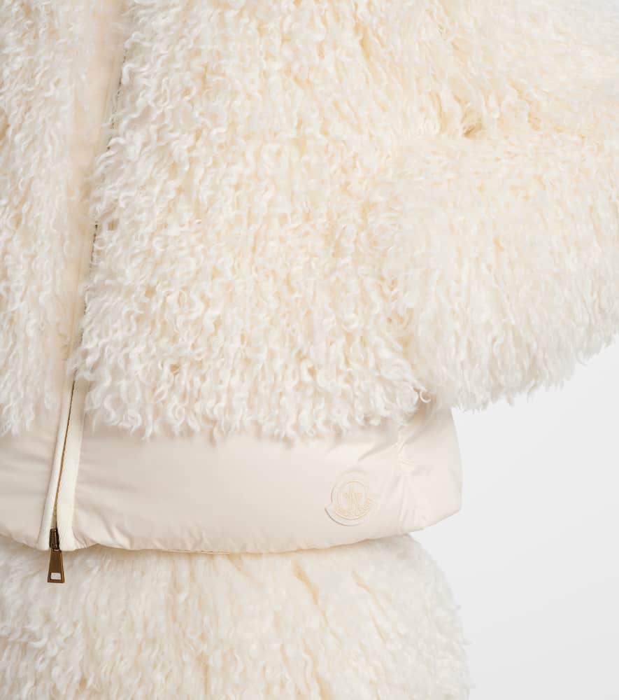 Moncler Vigiers Teddy Hooded Short Down Jacket In White