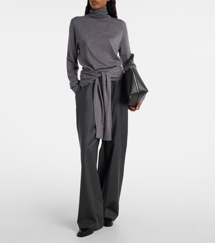  Toteme Toteme Rollkragenpullover Aus Wolle Und Seide 