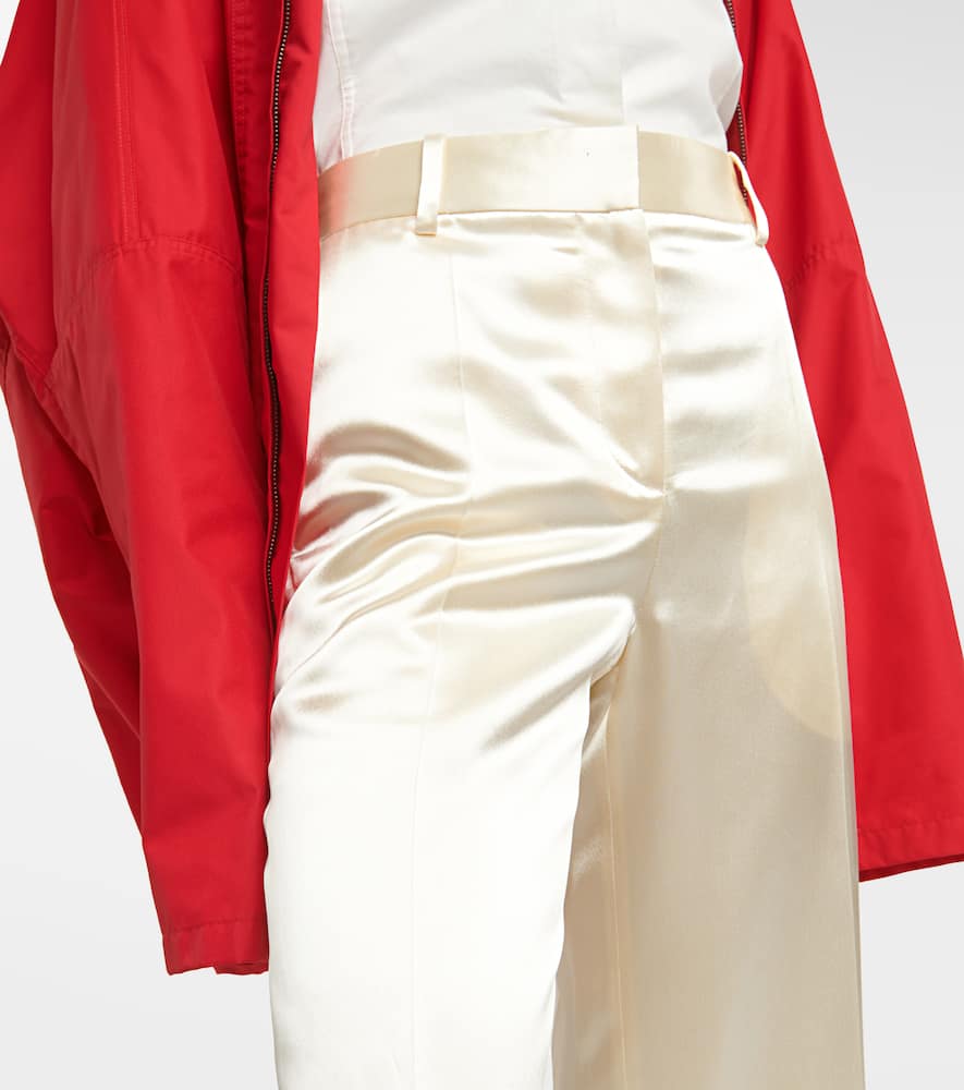 The Row Encore Straight Pants In Weiss