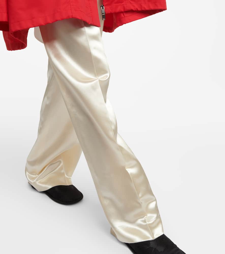 The Row Encore Straight Pants In Weiss