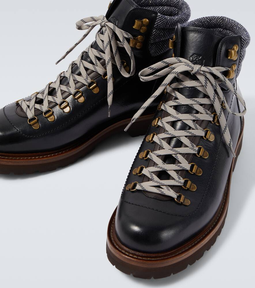 Brunello Cucinelli Lace-up Herringbone-detail Hiking Boots In Black