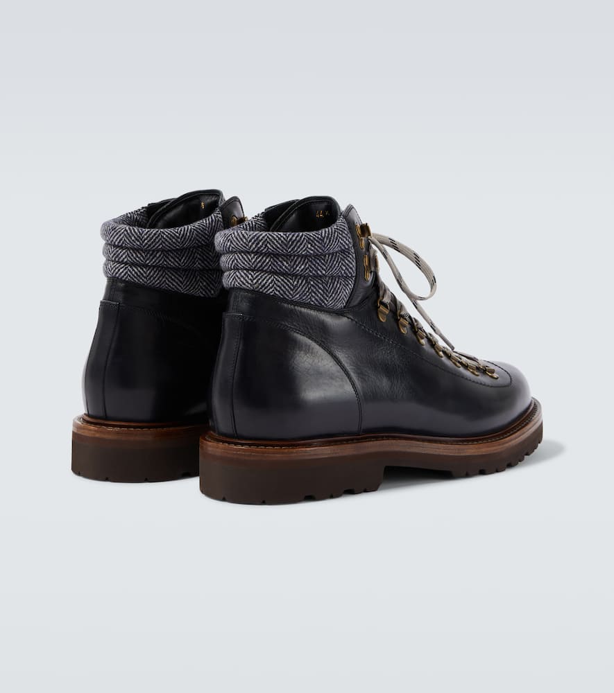 Brunello Cucinelli Lace-up Herringbone-detail Hiking Boots In Black