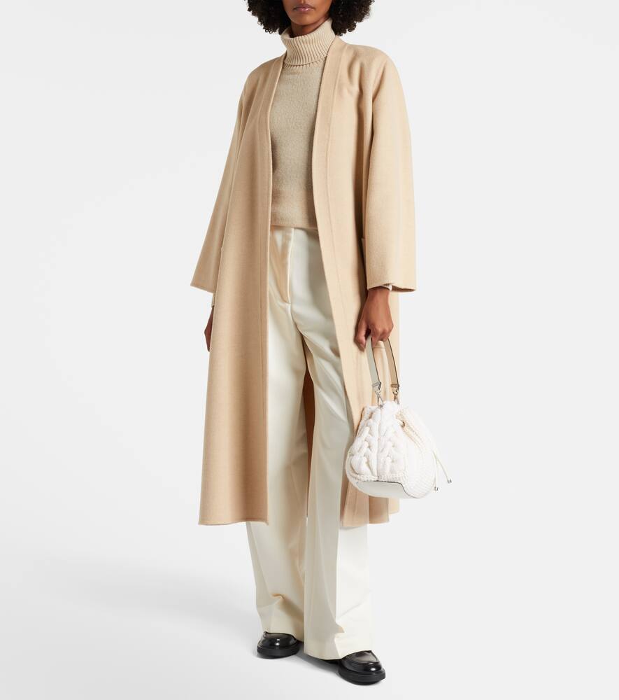 Jimmy Choo Cable-knit Drawstring Shoulder Bag In White