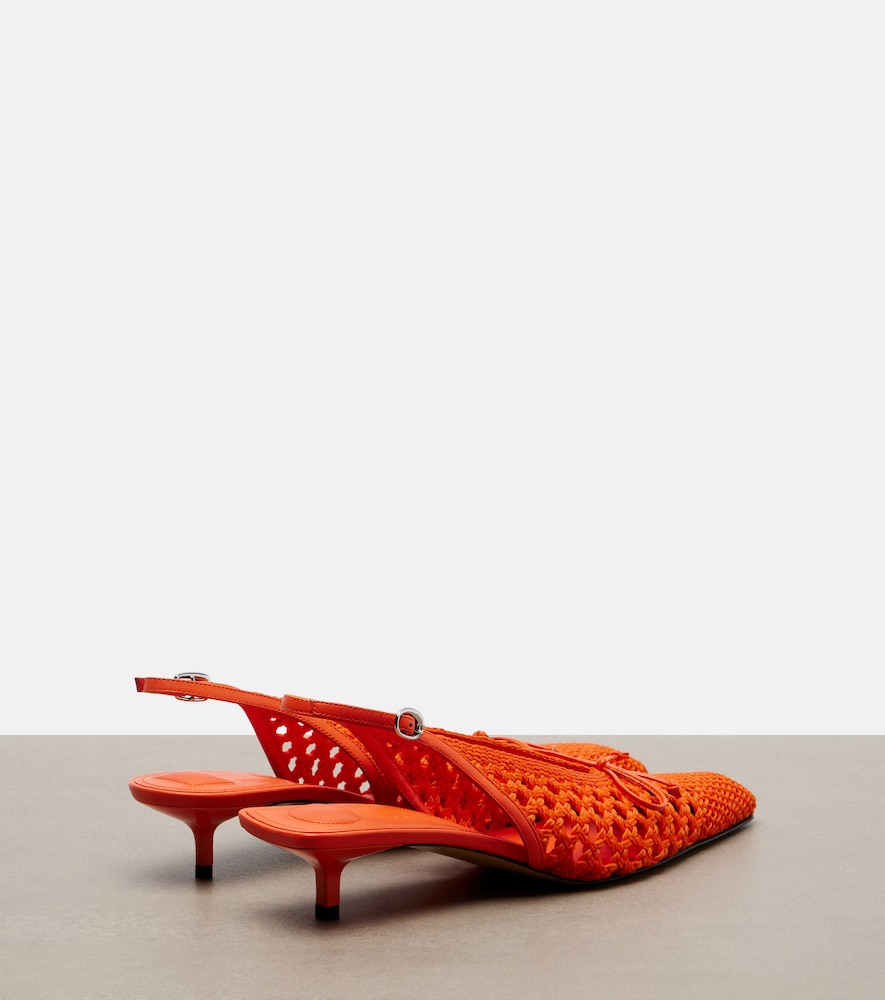  Jacquemus Jacquemus Cubisto Raffia-effect Slingback Pumps 