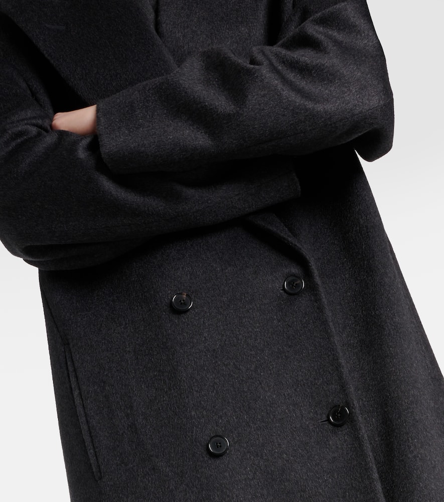 The Row Harisi Cashmere Coat In Grey
