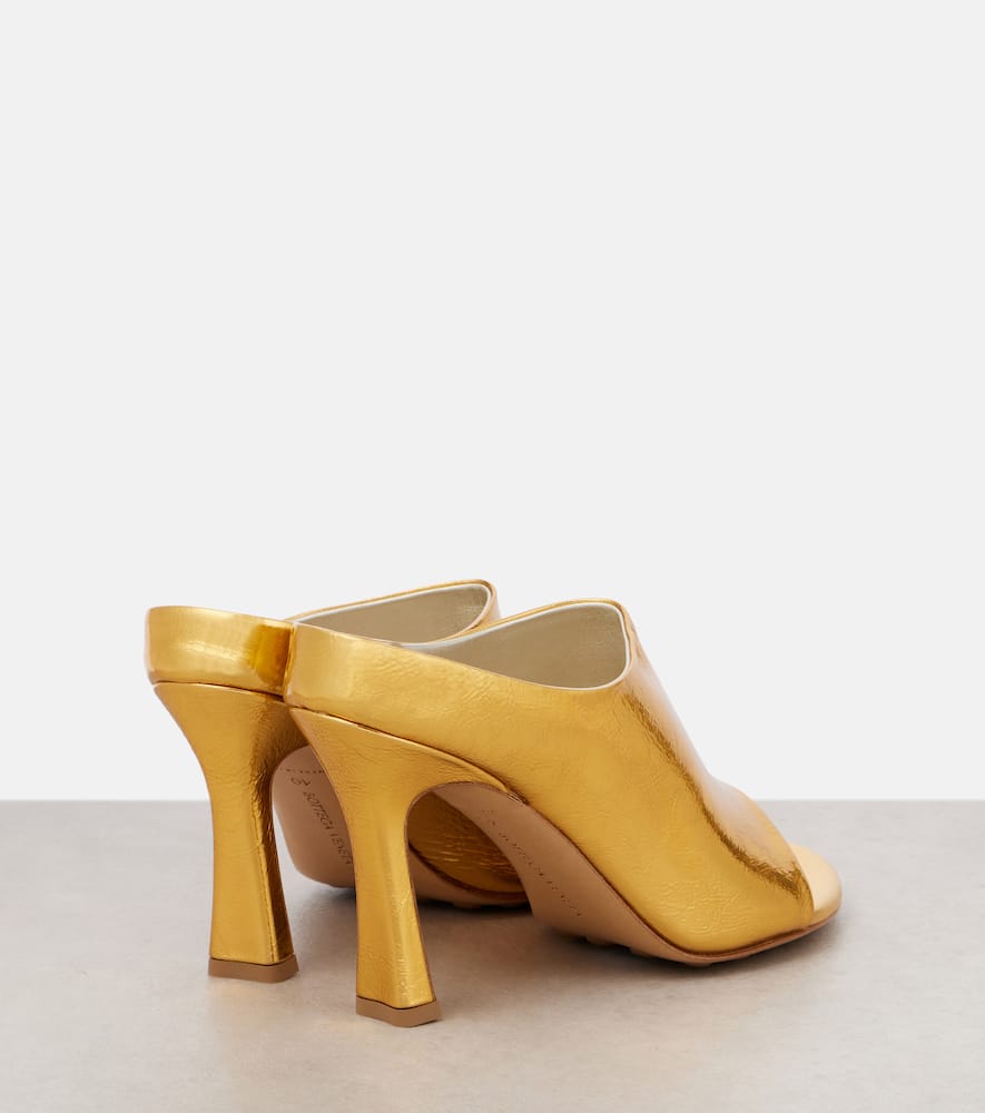 Bottega Veneta Pantoletten Rana Aus Metallic-leder