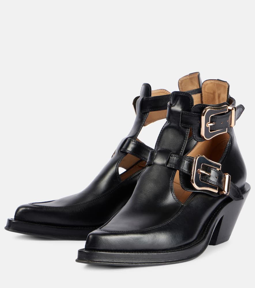 Gabriela Hearst Castro Leather Ankle Boots In Schwarz