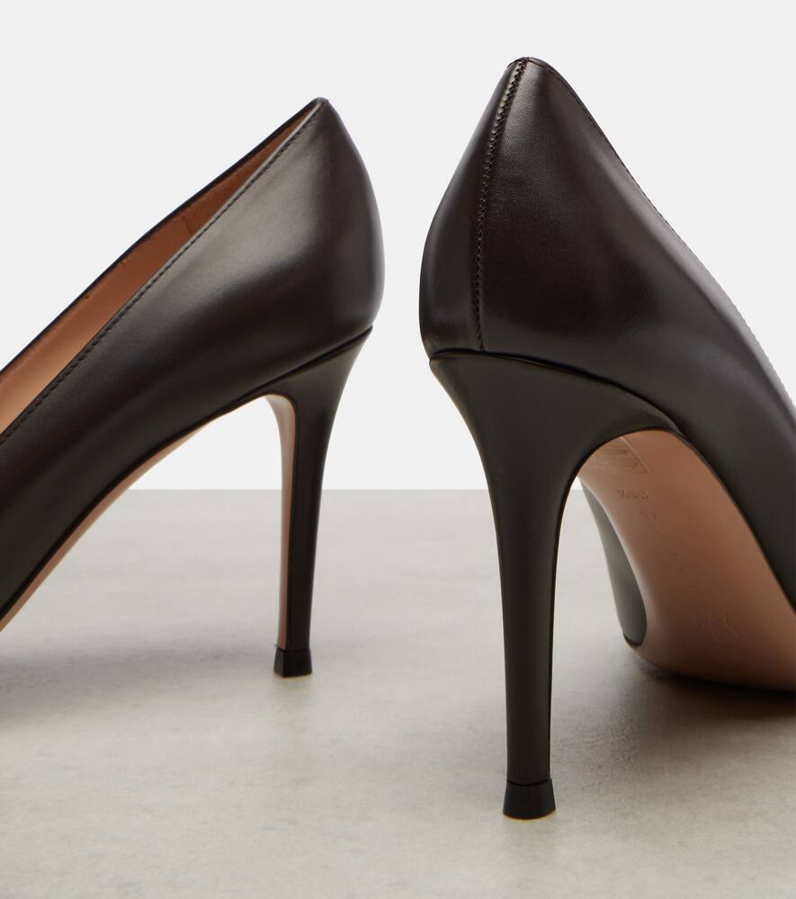 Gianvito Rossi Gianvito 85 Vitello Leather Point-toe Pumps In Brown