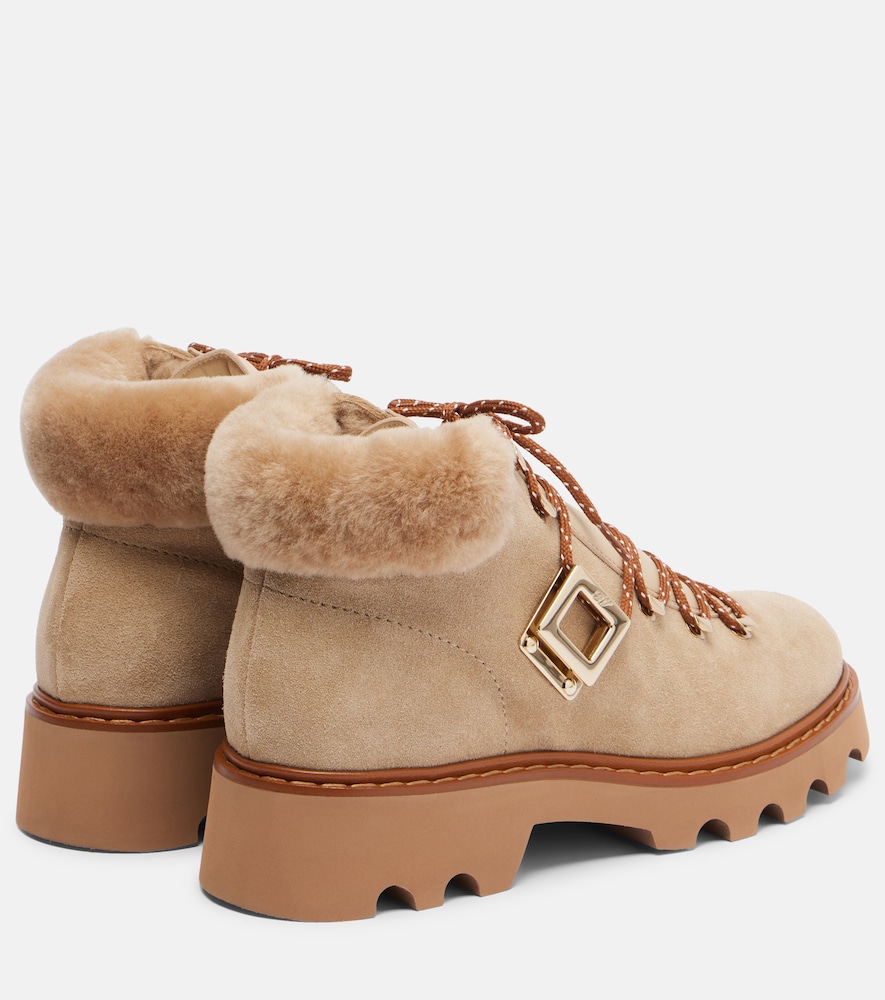  Roger Vivier Roger Vivier Viv' Rangers Suede Lace-up Boots 