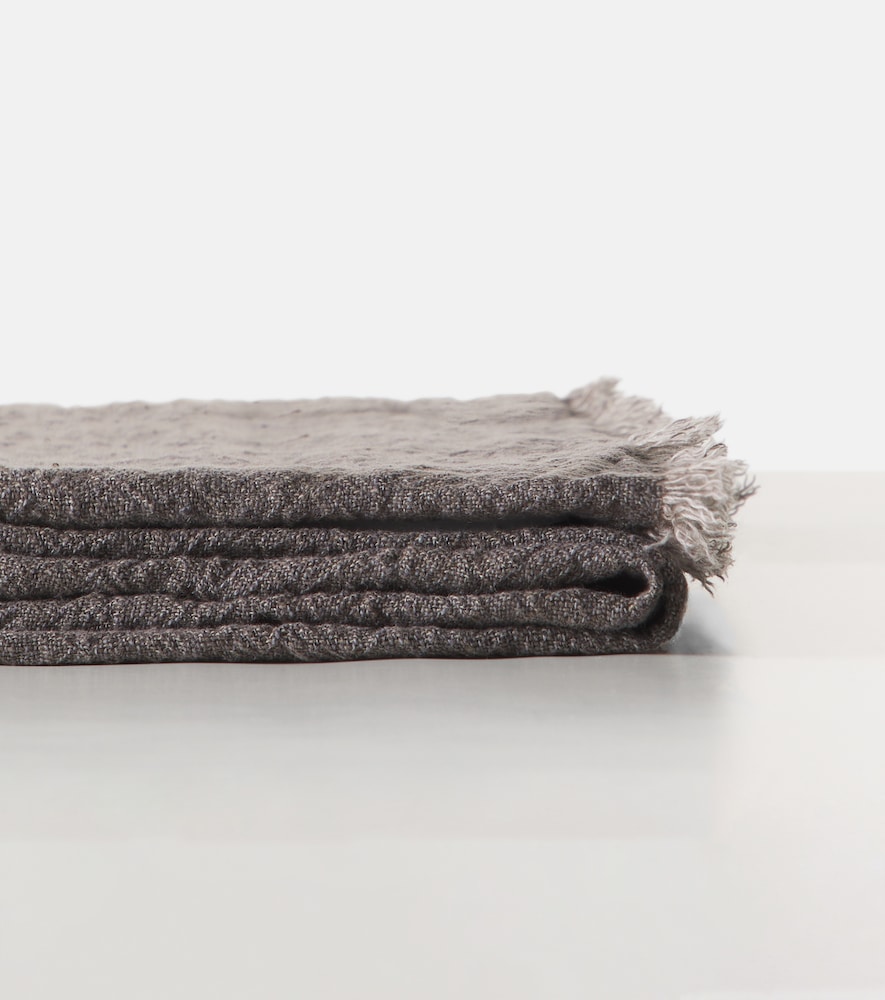  Maison De Vacances Maison De Vacances Linen Crepe Throw 