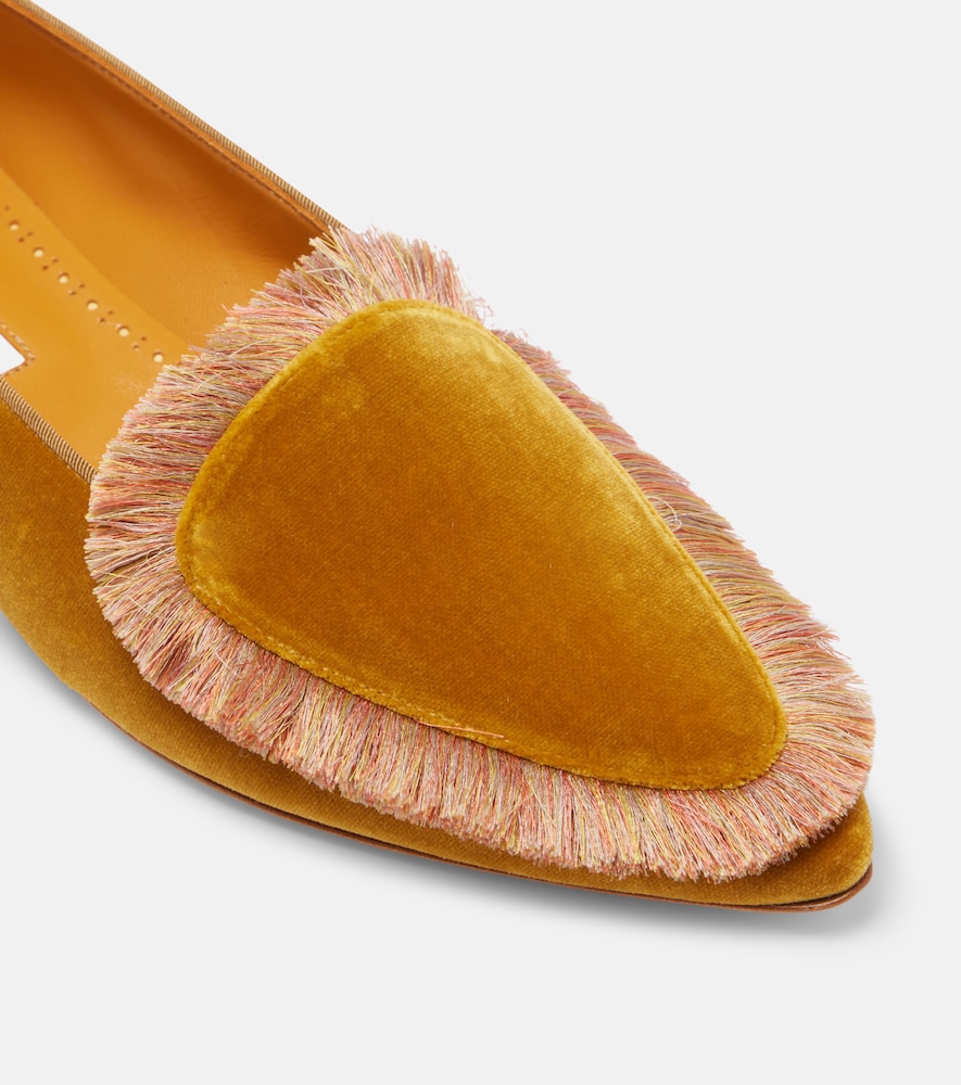  Manolo Blahnik Manolo Blahnik Agofran Fringed Velvet Loafers 