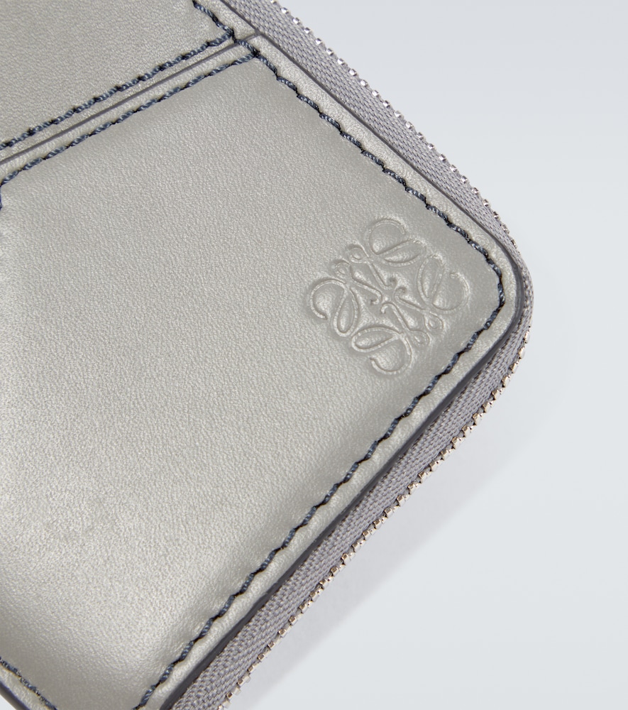Loewe Puzzle zip-up leather wallet | Smart Closet